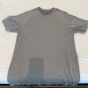 Fabletics Gray men Top medium